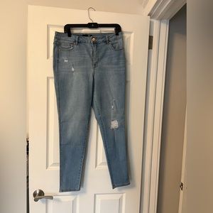 Never worn — 1822 Denim Jeans